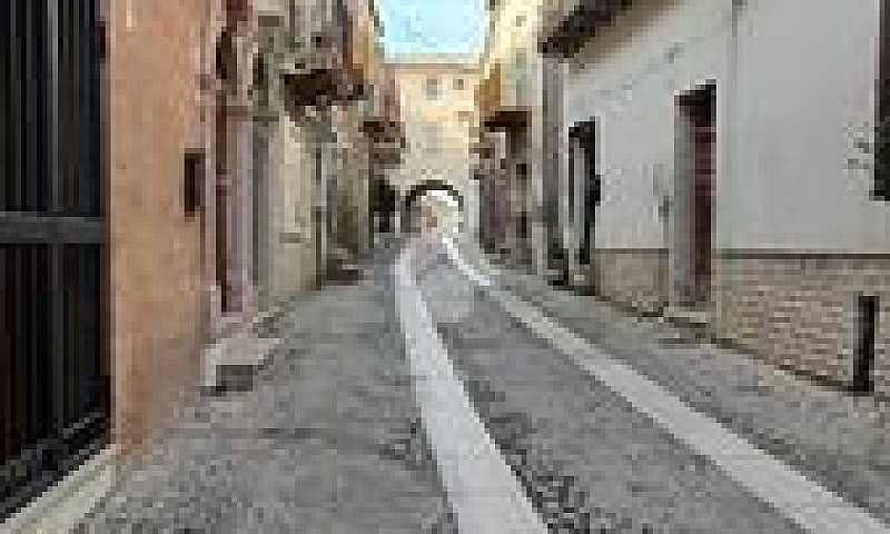Monolocale A Ururi...