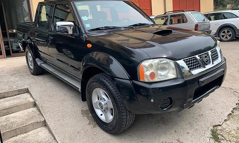 Nissan Navara 2.5 Tu...