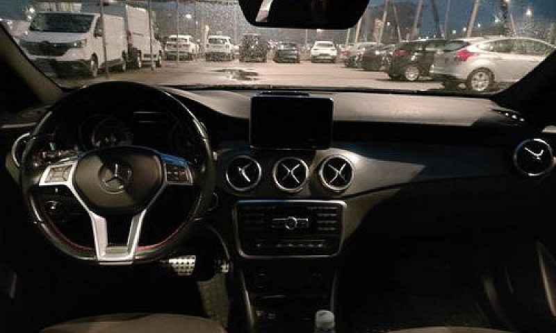 Mercedes-Benz Gla 20...