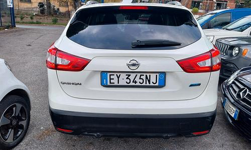 Nissan Qashqai 1.5 D...