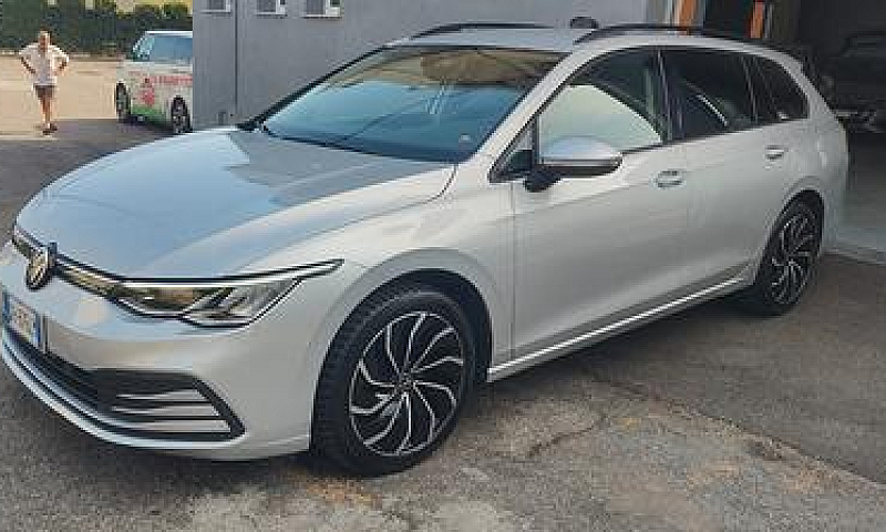 Volkswagen Golf Vari...
