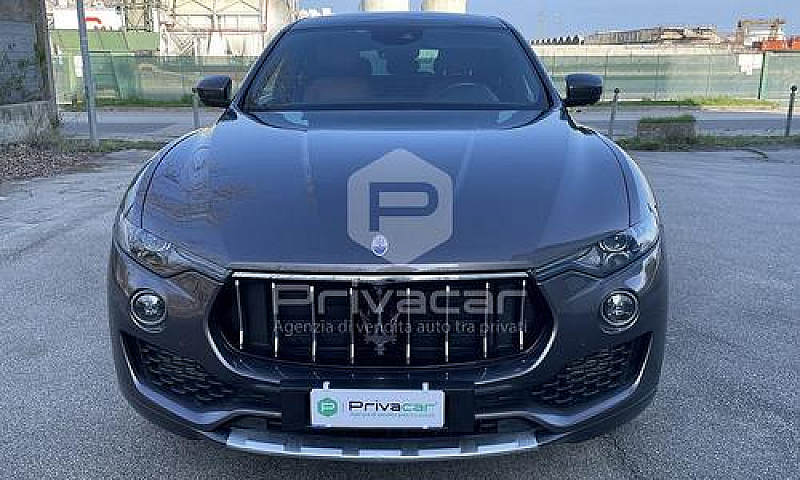 Maserati Levante V6 ...