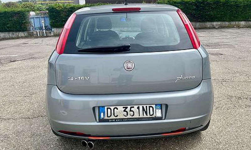 Fiat Grande Punto 1....