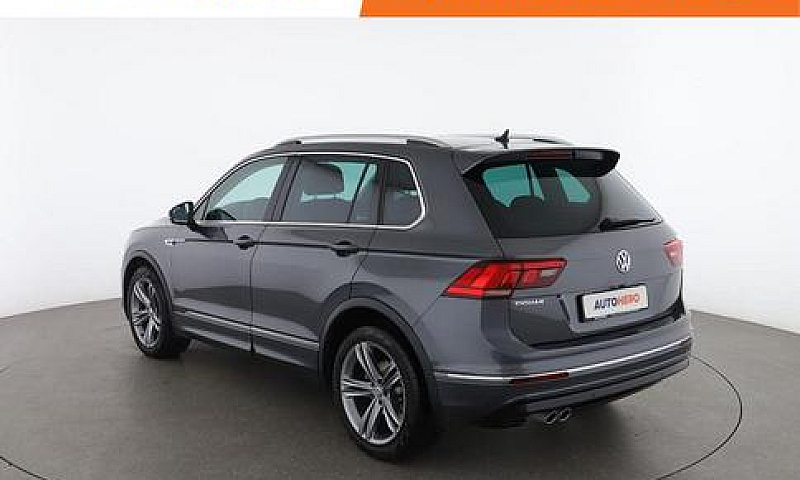 Volkswagen Tiguan Yp...