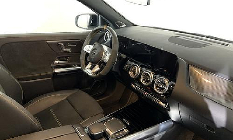 Mercedes-Benz Gla Am...