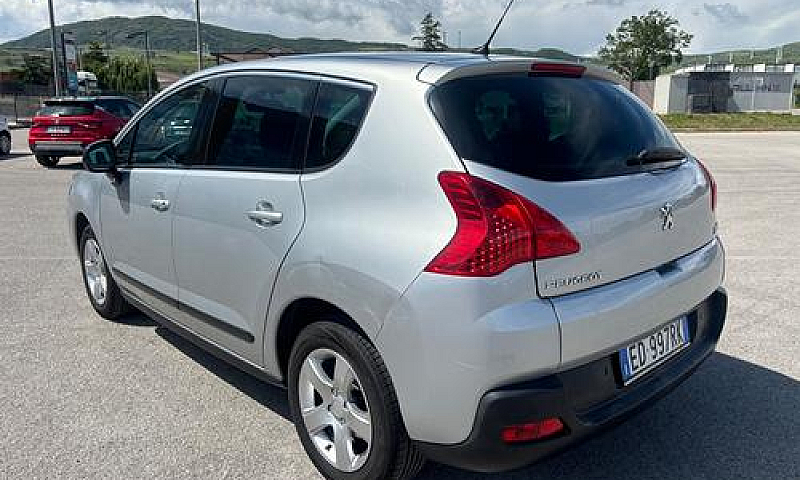 Peugeot 3008 1.6 Hdi...