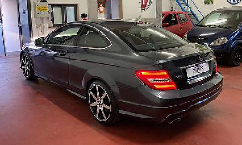 Mercedes C220 Amg...