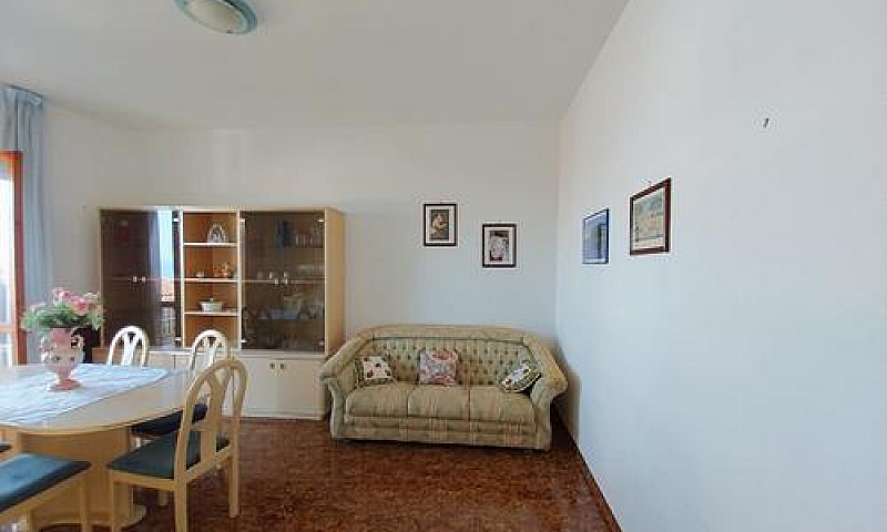 Appartamento Con Vis...