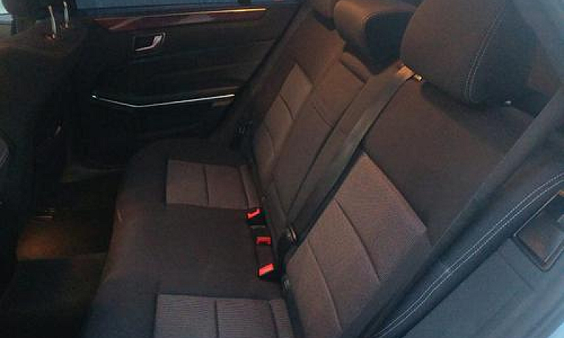 Mercedes-Benz E 220 ...
