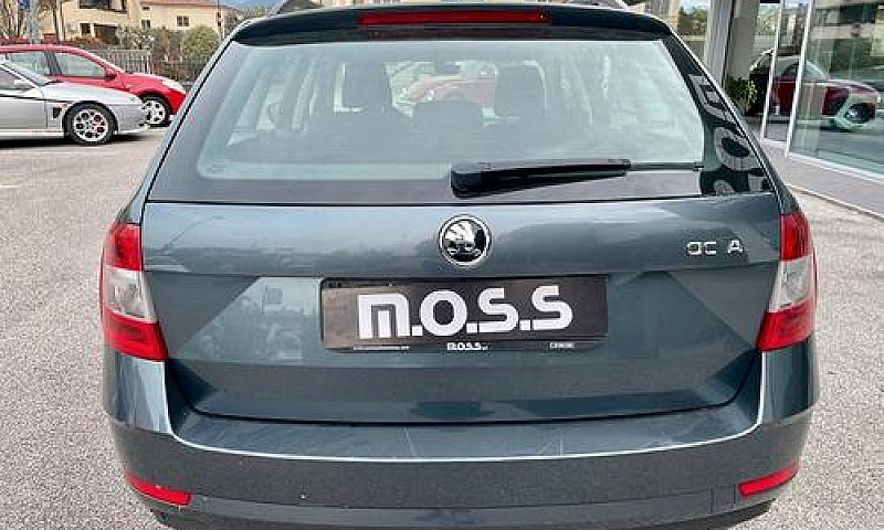 Skoda Octavia 1.6 Td...