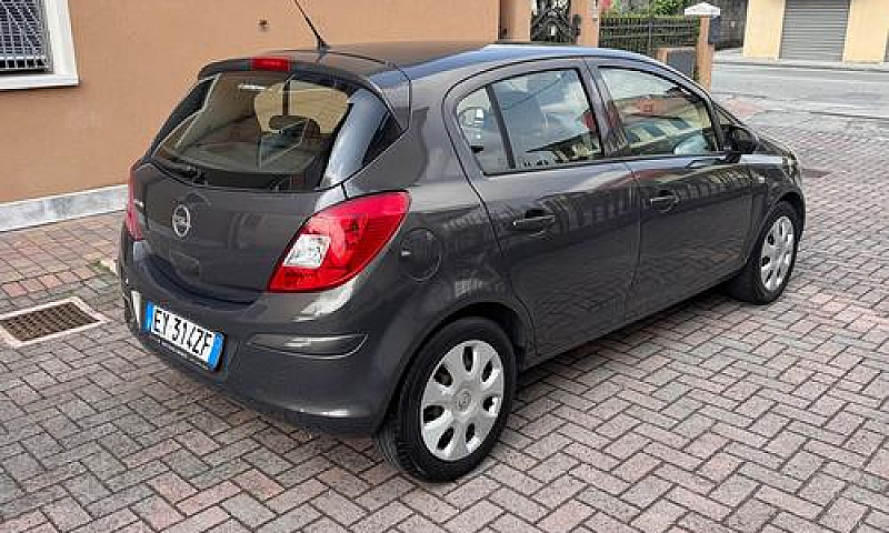 Opel Corsa 1.2 Benzi...
