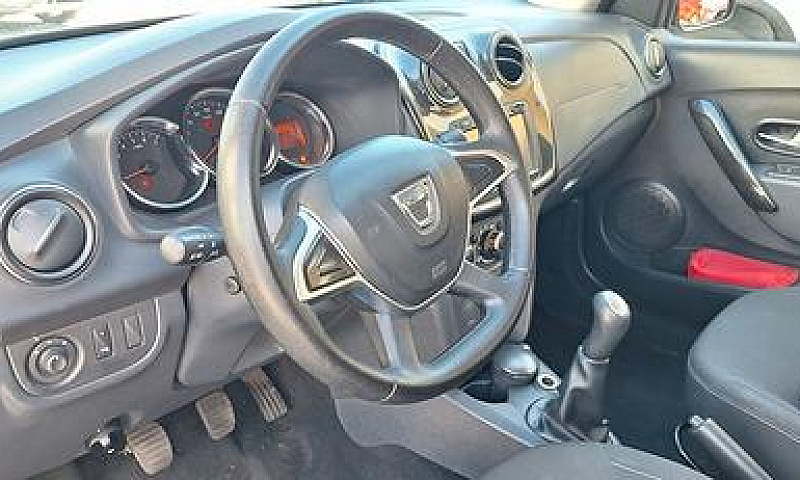 Dacia Sandero Street...