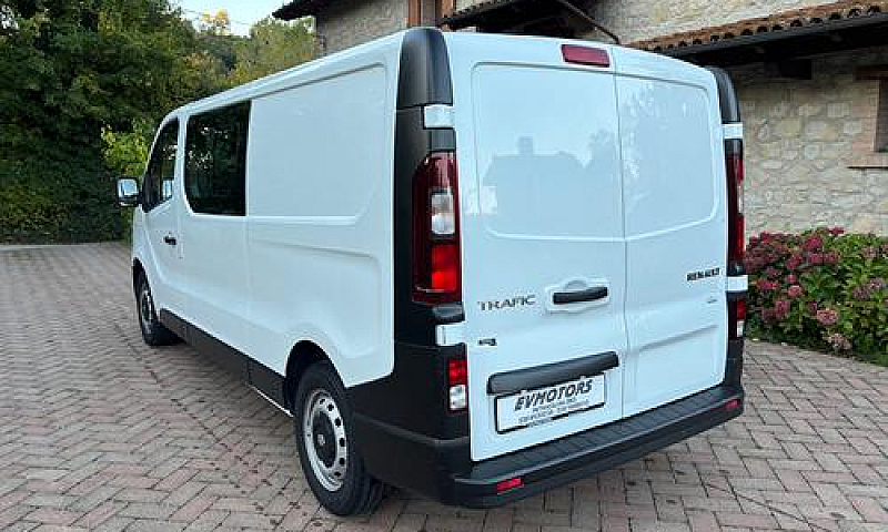 Renault Trafic T27 2...