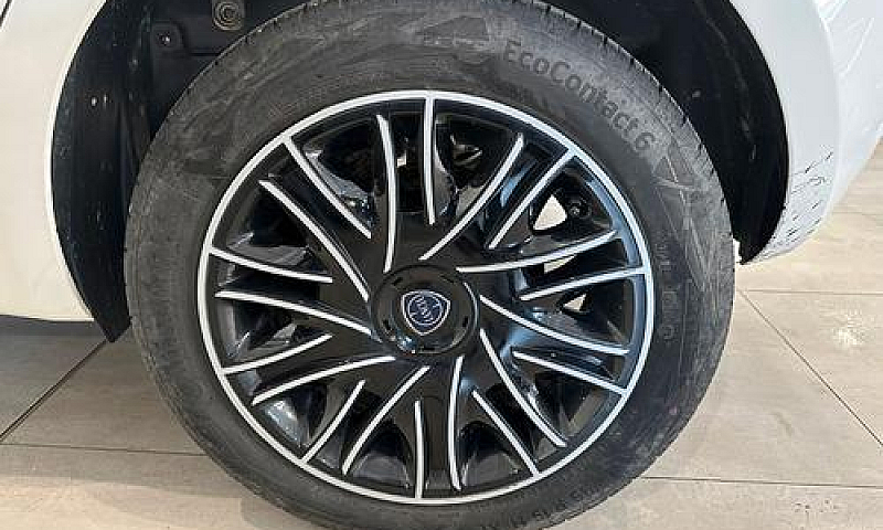 Lancia Ypsilon 1.0 F...