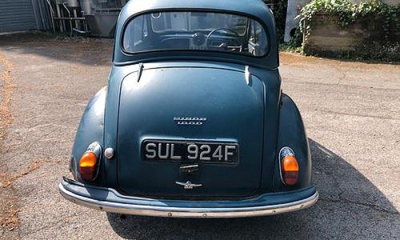 Morris Minor...
