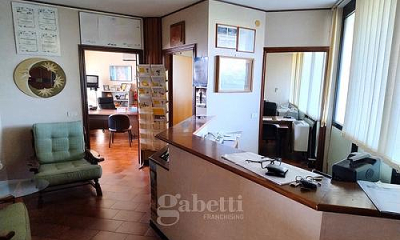 Appartamento A Piazz...