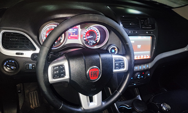 Fiat Freemont...