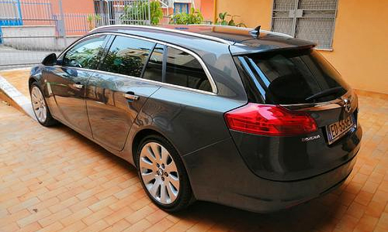 Opel Insignia - 2010...