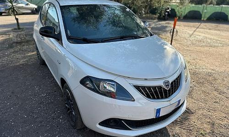 Lancia Ypsilon 1.0 F...