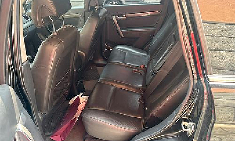 Chevrolet Captiva Lt...