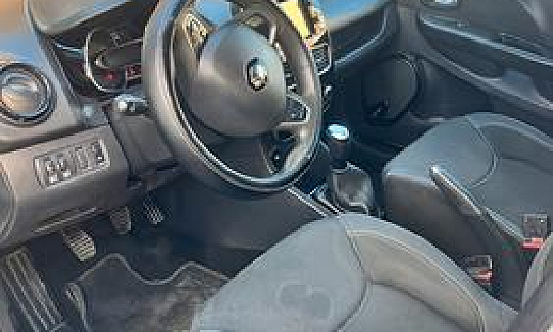 Renault Clip...