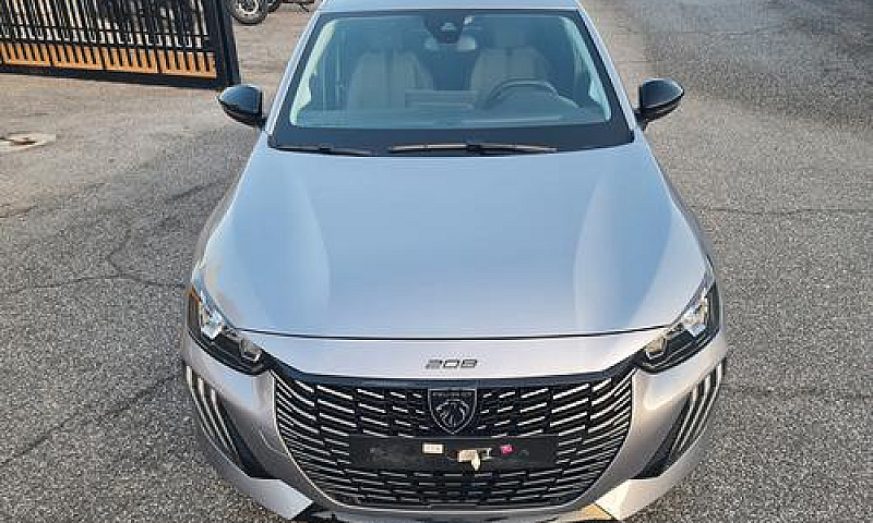 Peugeot 208 1.2 5 Po...