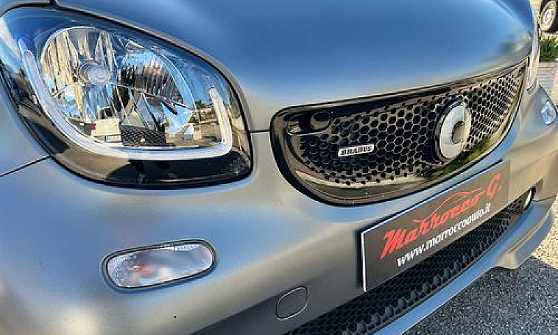 Smart 453 Brabus Cab...