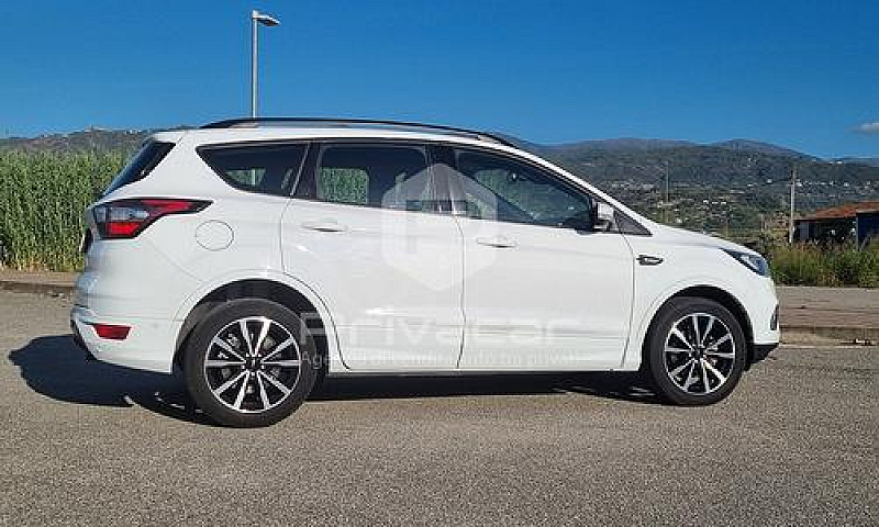 Ford Kuga 1.5 Tdci 1...