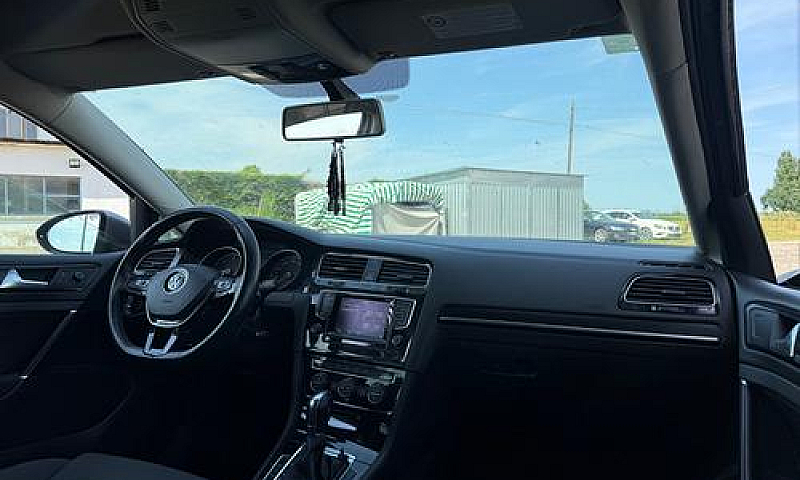Volkswagen Golf 2.0 ...