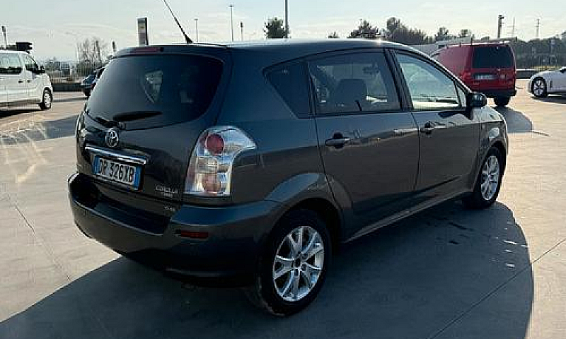 Toyota Corolla Verso...