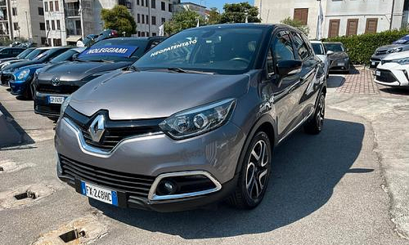 Renault Captur 1.5 D...