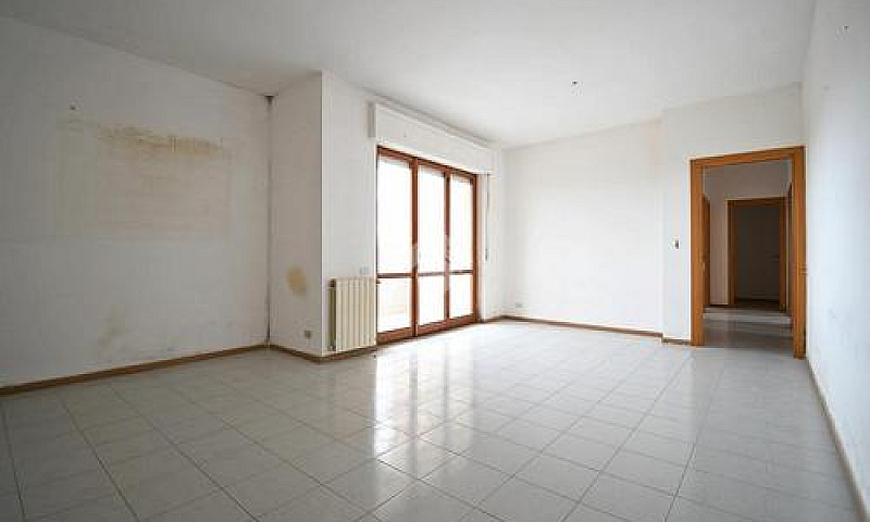 4 Locali A Oristano...