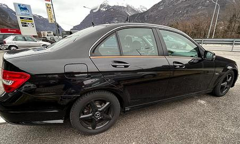 Mercedes-Benz C 200 ...