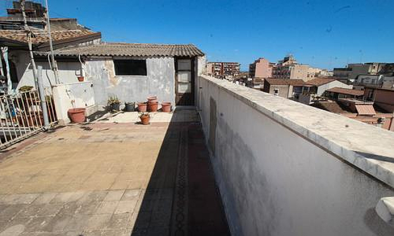 3 Vani Con Terrazza ...