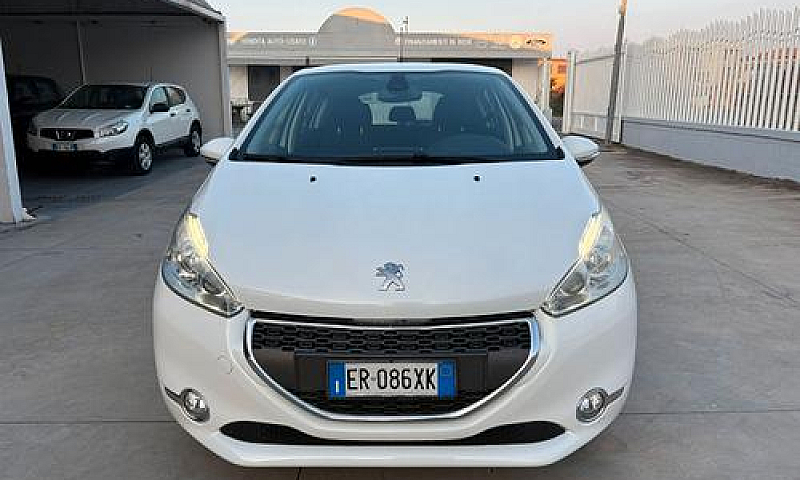 Peugeot 208 Possibil...
