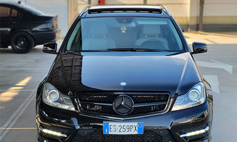 Mercedes C250 4Matic...
