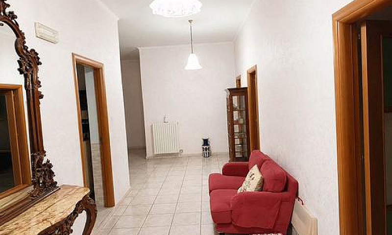 Rif.103 Via Laclos...