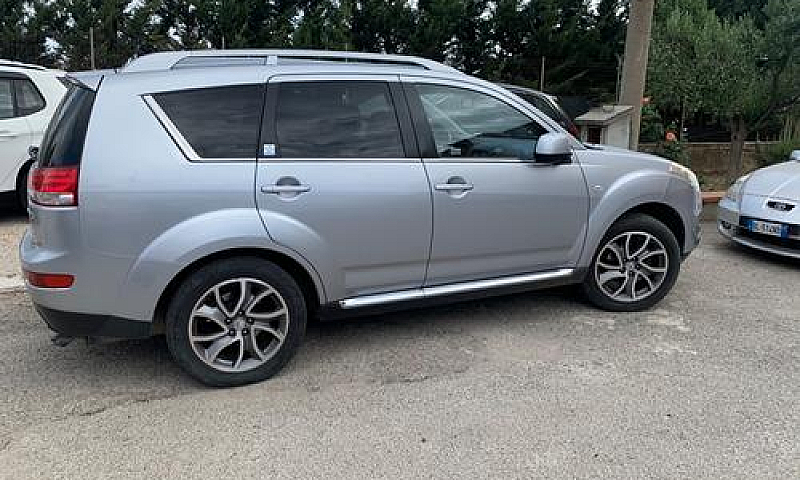 Citroen C-Crosser 2....