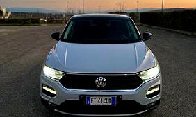 Volkswagen T-Roc 1.6...
