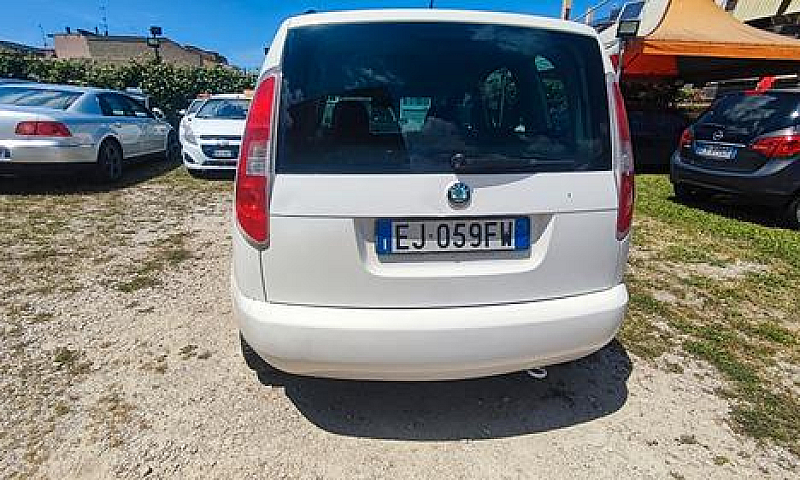 Skoda Roomster 1.2 T...