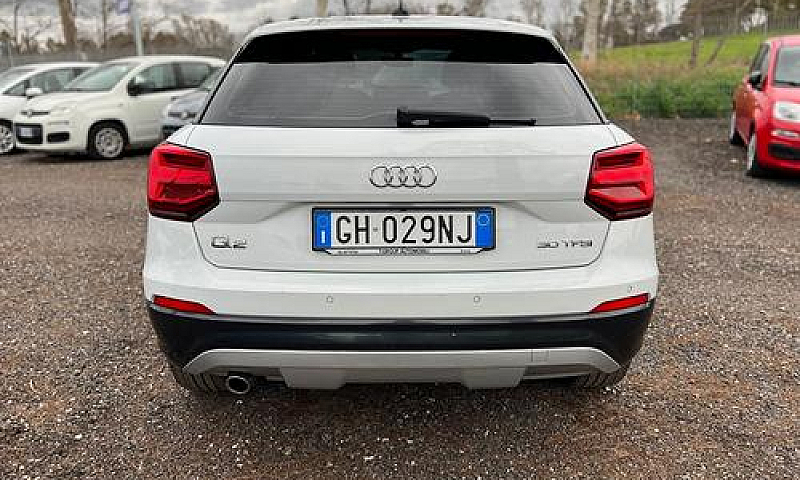 Audi Q2 30 Tfsi S Tr...