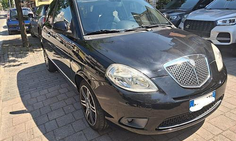 Lancia - Ypsilon - 1...