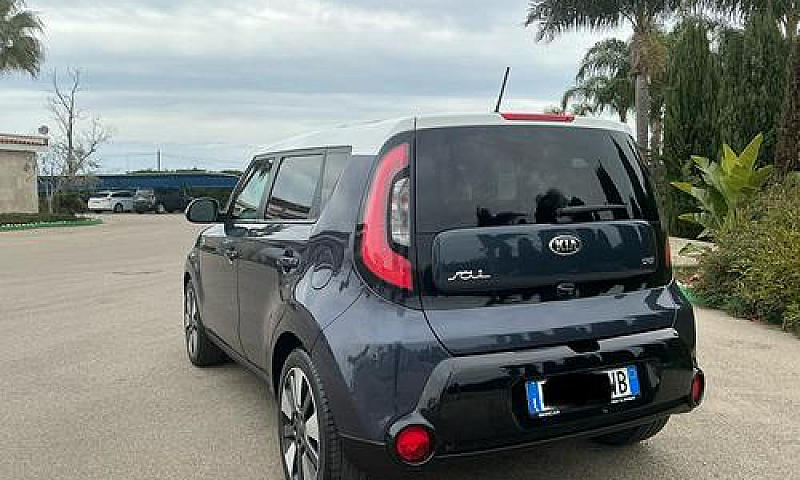 Kia Soul 1.6 Crdi 13...