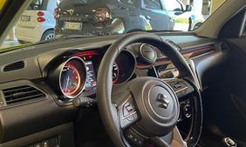 Suzuki Swift (2017-2...