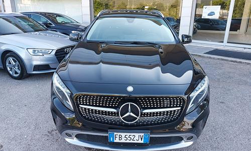 Gla 200 4Matic Sport...