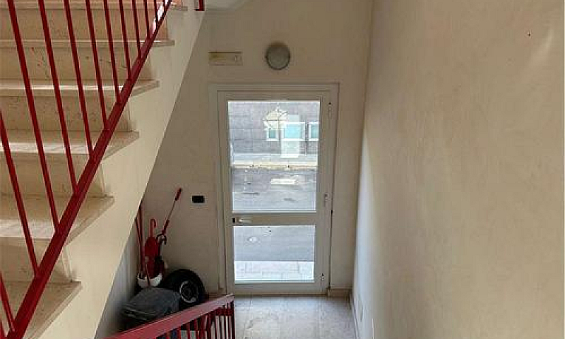 3 Vani Con Terrazzo ...