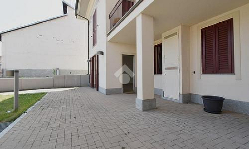 4 Locali A Carignano...