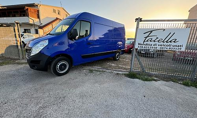 Renault Master T33 2...