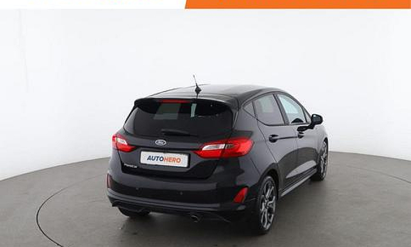 Toyota Yaris Dj41823...
