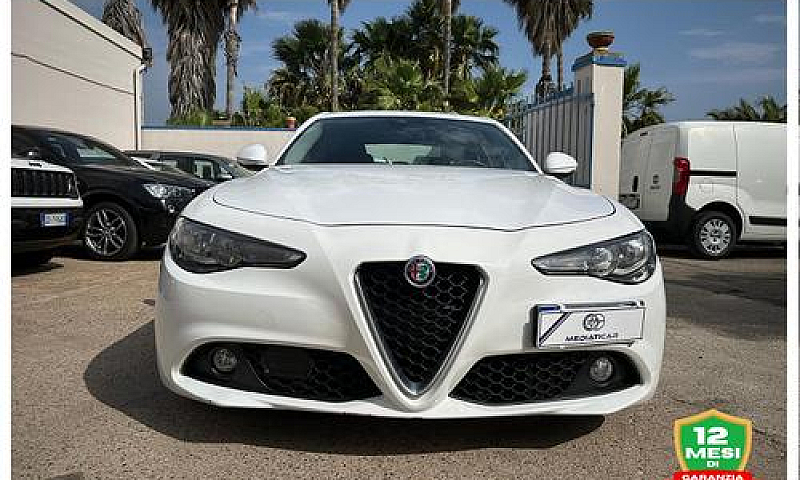 Alfa Romeo Giulia 2....